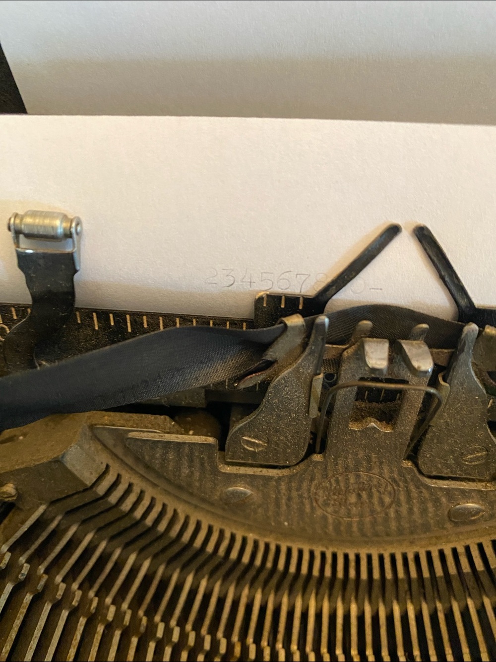 Smith-Corona Sterling Black Typewriter in Original Hard Case - Picture 12 of 12